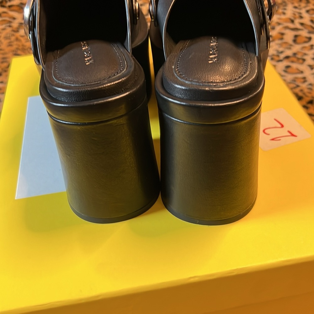 Marc Jacobs Black Leather Platform Clogs - Picture 5 of 5